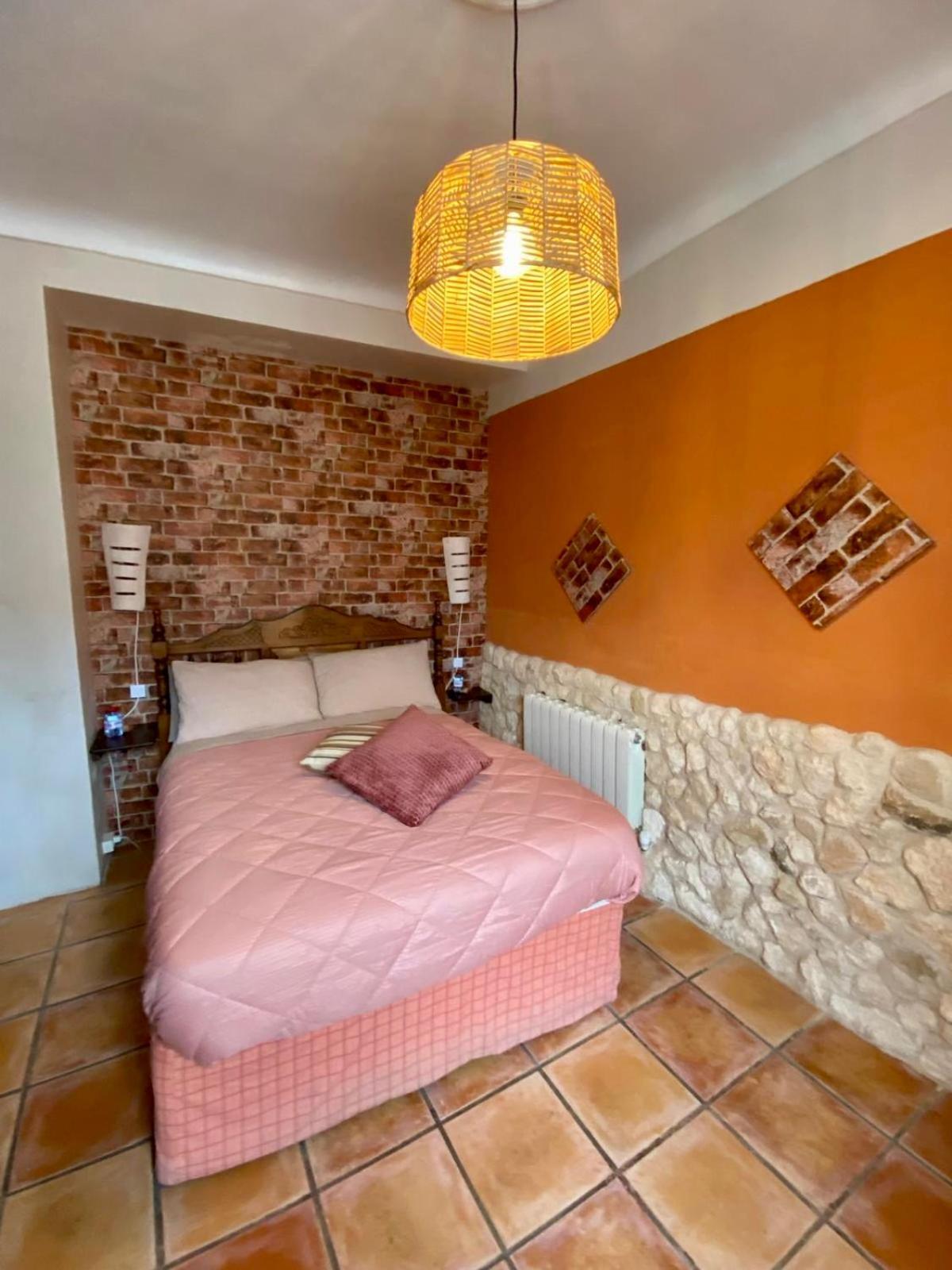 Casa Rural Ubeda - B&B - Pinoso-Alicante ภายนอก รูปภาพ